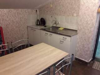 Хостелы Tabasko София Семейный номер Делюкс-9