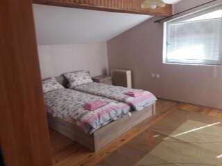 Хостелы Tabasko София Семейный номер Делюкс-14